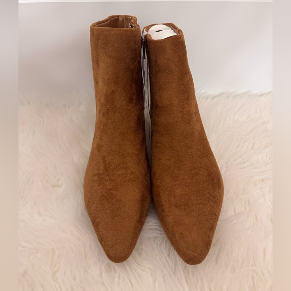 Universal Thread Women’s Pointed Toe Ankle Boots … - image 2